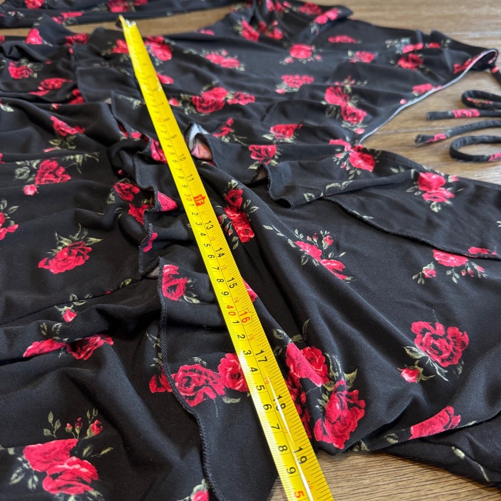 Torrid Black Red Rose Floral Jersey Knit Ruffle V-Neck Skater‎ Dress Plus 18/20 - Picture 5 of 10